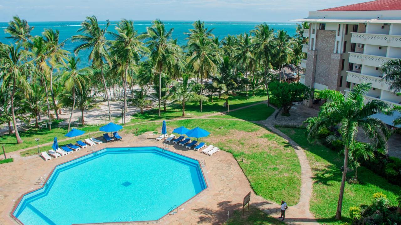 Mombasa Continental Resort Shanzu Exteriör bild