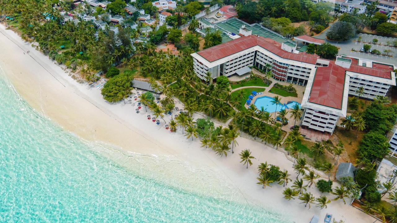 Mombasa Continental Resort Shanzu Exteriör bild