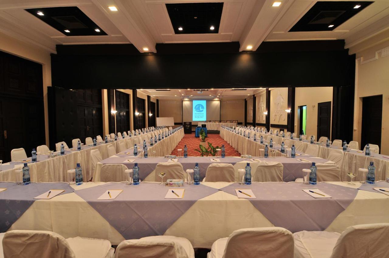 Mombasa Continental Resort Shanzu Exteriör bild